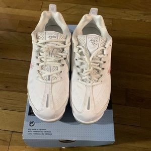 W NIKE AIR VAPORMAX 360 size 8
